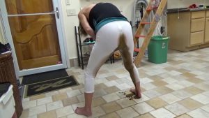 EricaKay – Oops! I Just Shit My Capris 00003