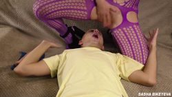 Facesitting squirt compilation 00001