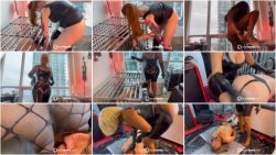 3 Dommes_ 1 Toilet-Copropro.Com-.ScrinList