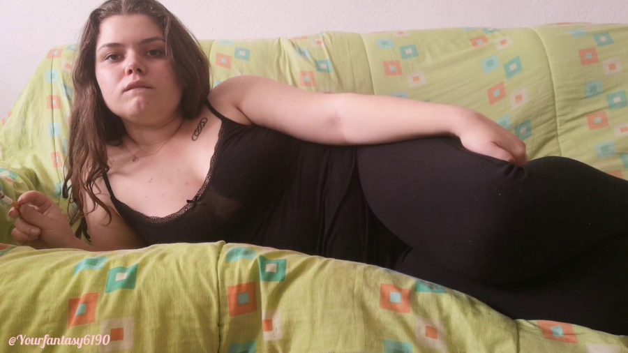Gassy girl smoking (Yourfantasy6190) FullHD/486 MB